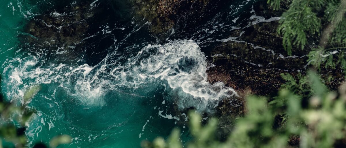 Cliffside bungalow resort overlooking the ocean near Balangan, Bali