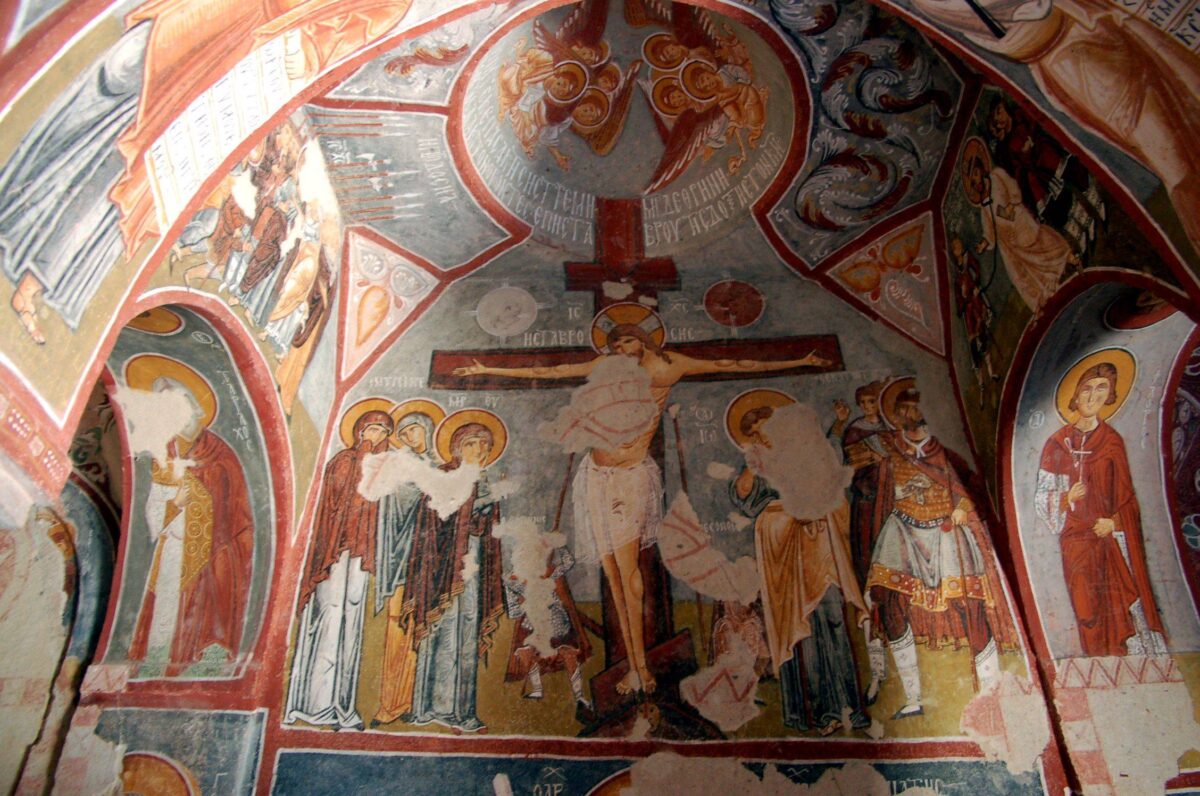 Rock-cut churches and fairy chimneys around the Göreme Open-Air Museum in Cappadocia